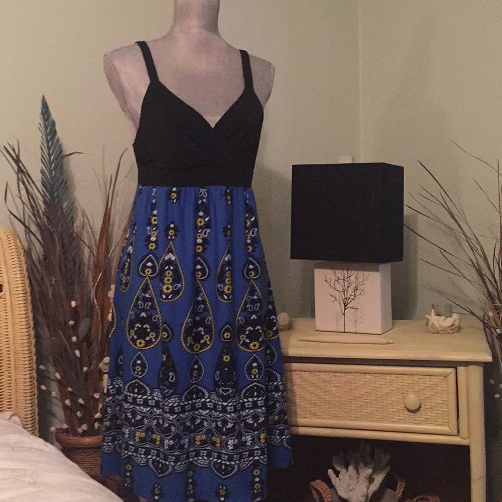Forever Summer dress Fitted Vibrant Blue Paisley